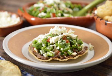 Receta Tostadas de Nopales Tostadas de Nopales